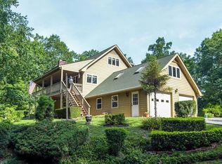 1442 Camp Creek Rd, Saluda, NC 28773