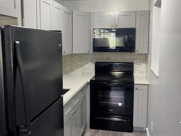 1730 NW 15th Ave APT 3, Miami, FL 33125