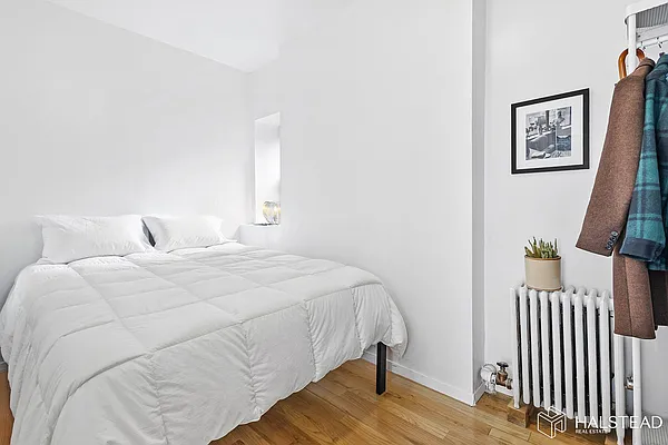 Rented by Halstead Real Estate | media 7