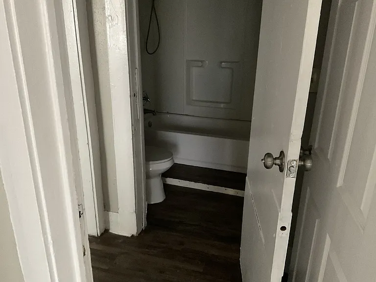 214 E Huff Ave #1 — Photo 6