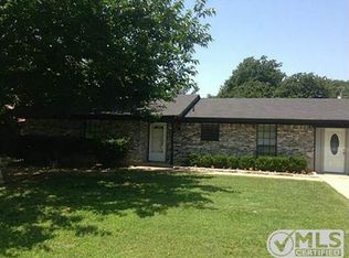 228 Richard Ln, Azle, TX 76020