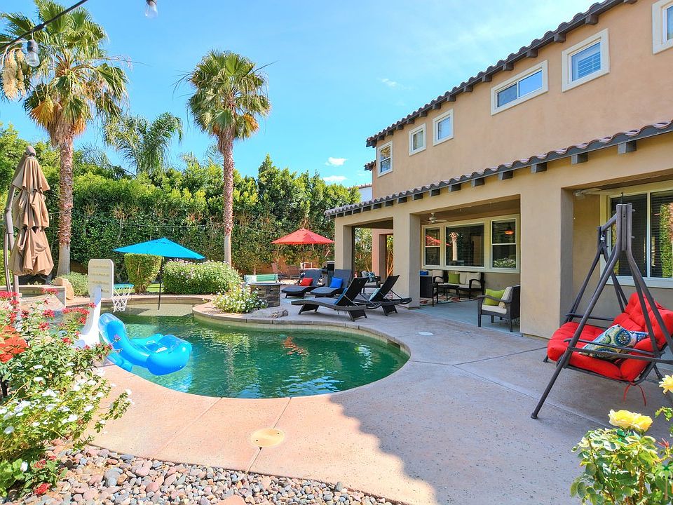 1st image of 48622 Orchard Dr