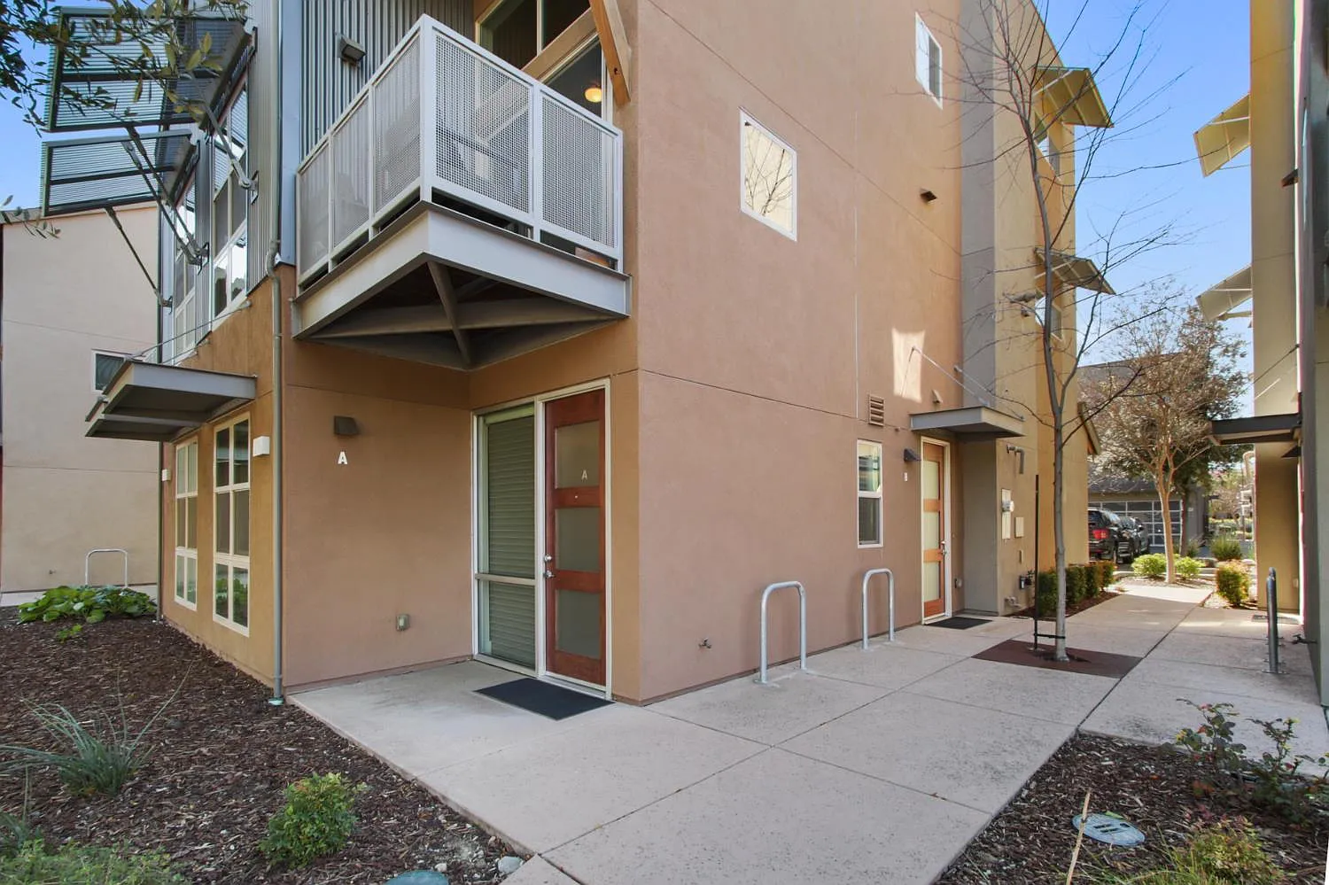 2 bed, 2.0 bath, $2,995 — Photo 1