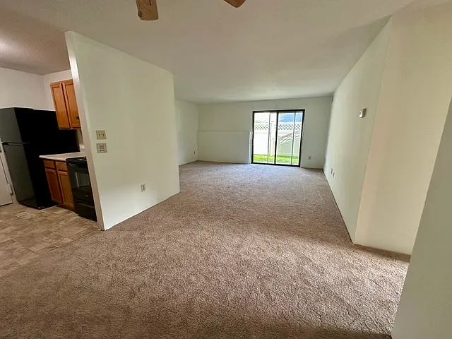47 Village Brook Ln #16 — Photo 2