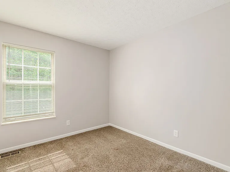 1531 Whispering Willow Ln — Photo 16