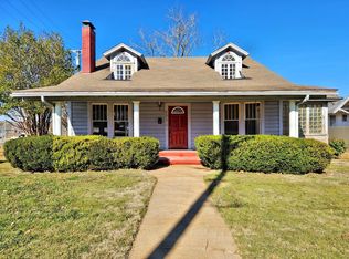 501 E Park Ave, Palestine, TX 75801