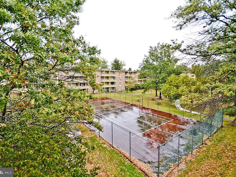 7316 Donnell Pl #B-2 — Photo 16