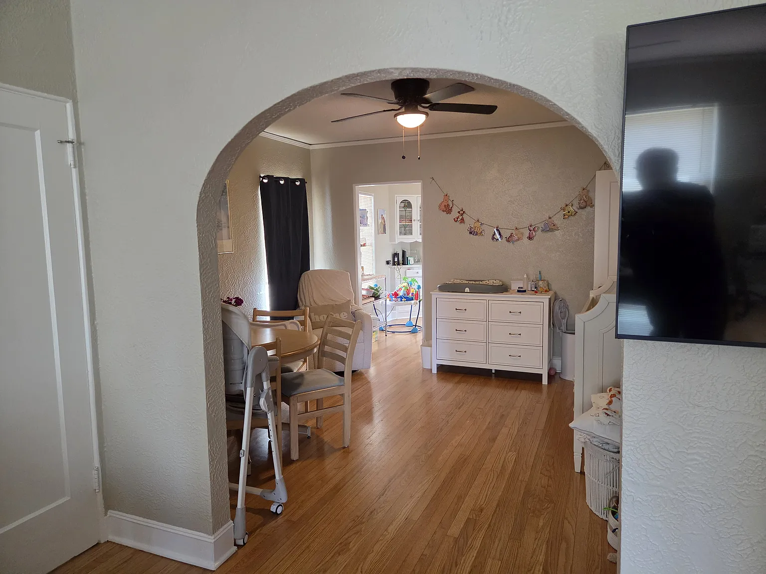 2 bed, 1430 sqft, $2,400 — Photo 4