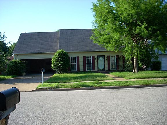2nd image of 6772 Rockbrook Dr