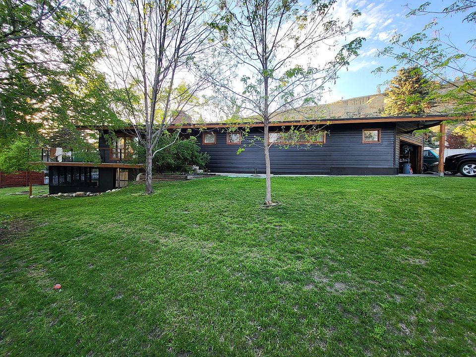 1st image of 3102 Rugby Dr #A