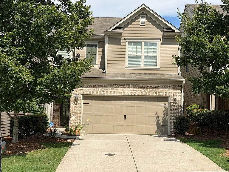 4925 Ducote Trl — Photo 1
