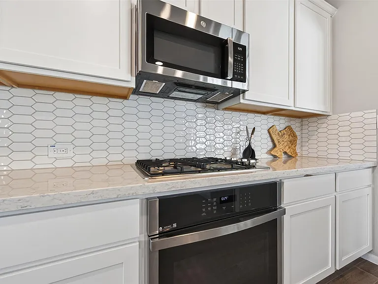 11676 Whirlaway Dr — Photo 17