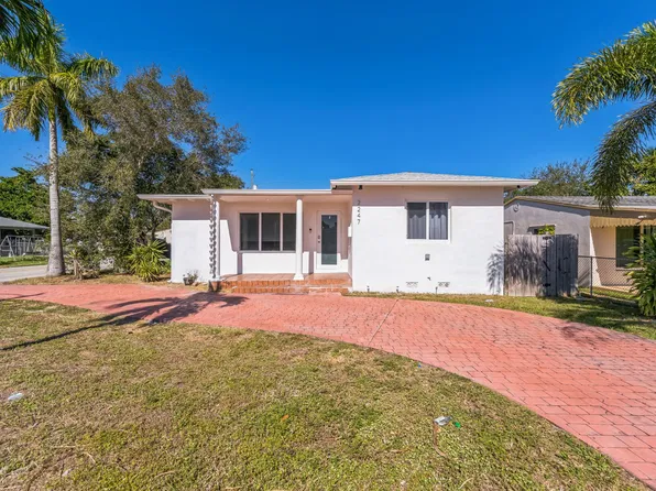 2247 Taft St, Hollywood, FL 33020