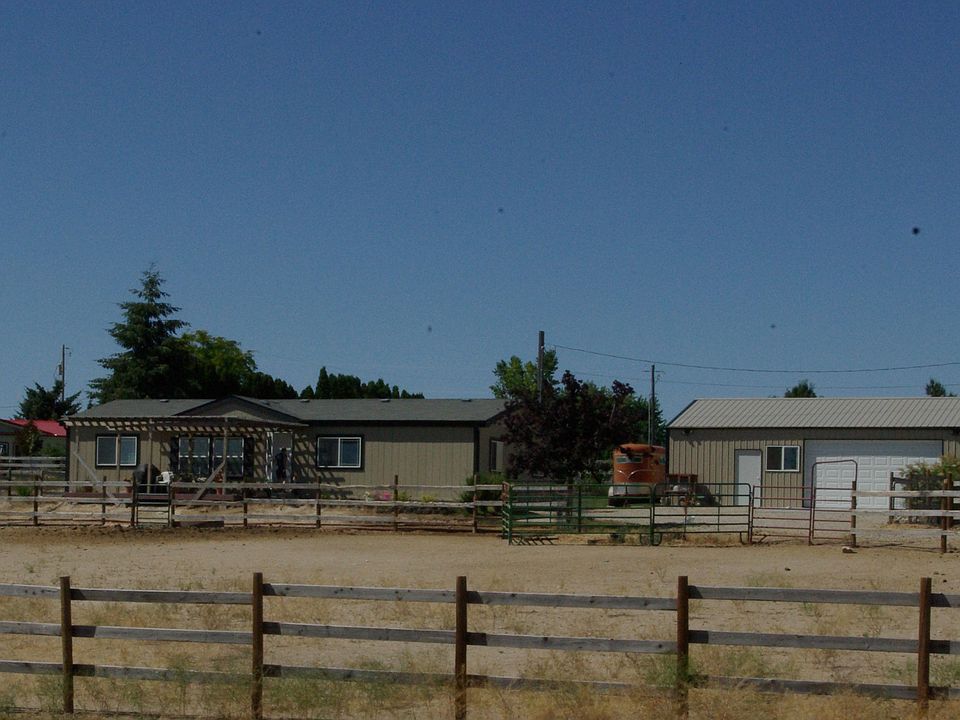 House Front Pasture