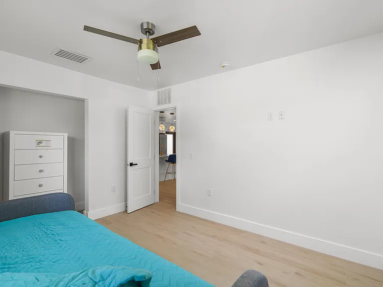 303 De Carie St #303 — Photo 25