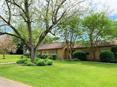 21 Schneider Ave, Purvis, MS, 39475