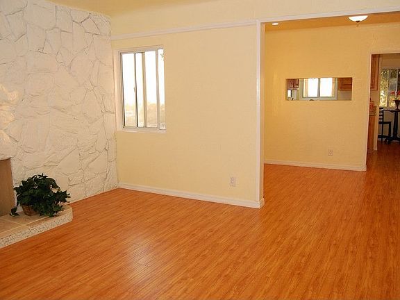 3rd image of 4843 O'Sullivan Dr