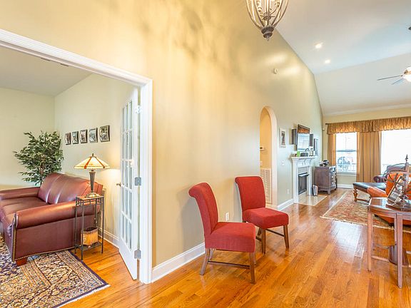 5th image of 8284 Tipacanoe Ct