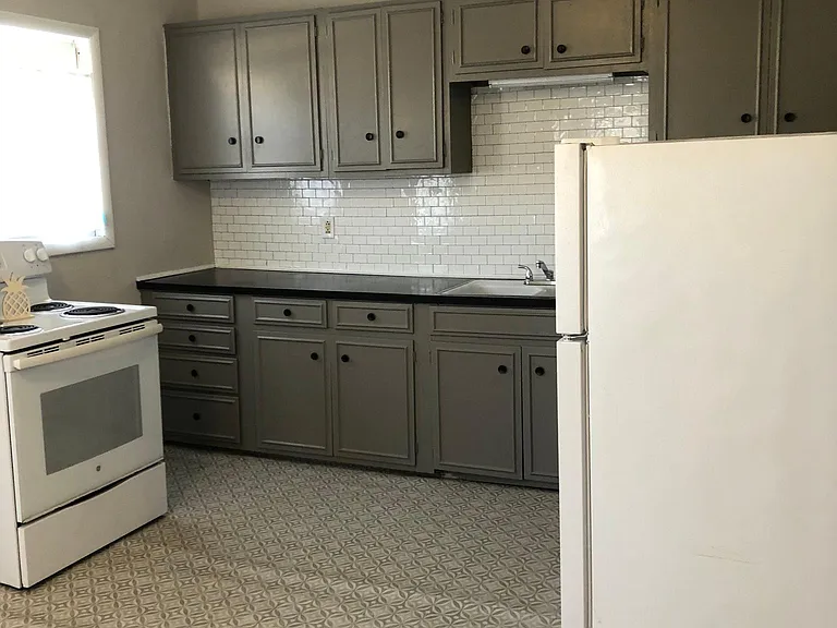 10484 Bayard Rd #5 — Photo 2