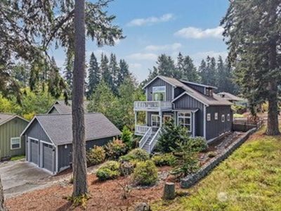 225 Bowery Loop, Langley, WA, 98260