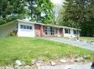 50 Baremeadow St, Methuen, MA 01844