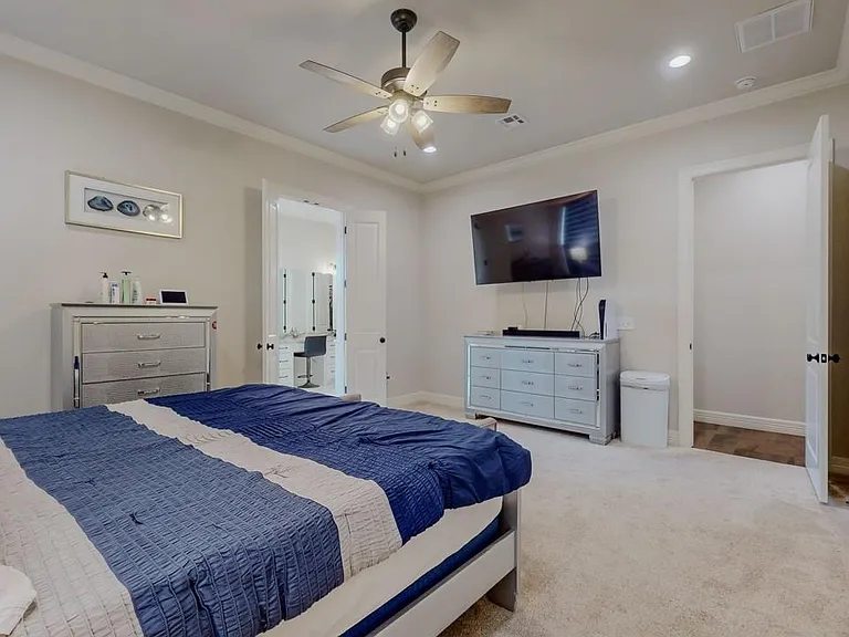 112 Pindo Palm Dr — Photo 23