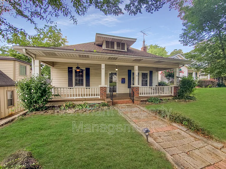 38 Keowee Ave — Photo 1