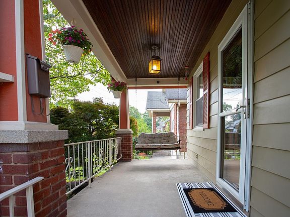 5th image of 6836 Buckingham Pl