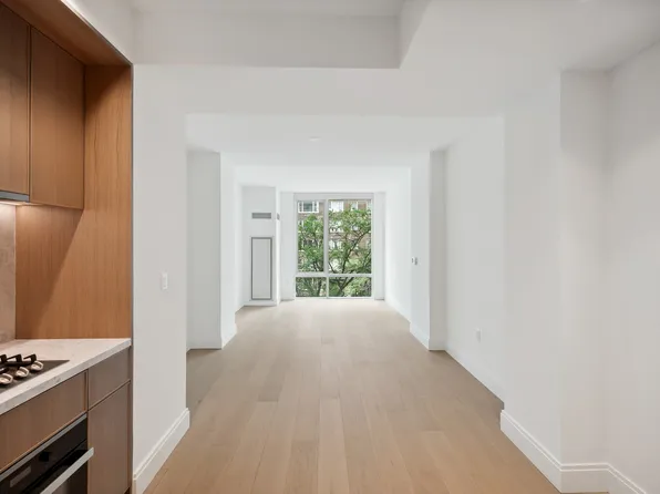 501 3rd Avenue 5G image 3 of 19