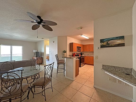 4th image of 160 SW Peacock Blvd APT 204
