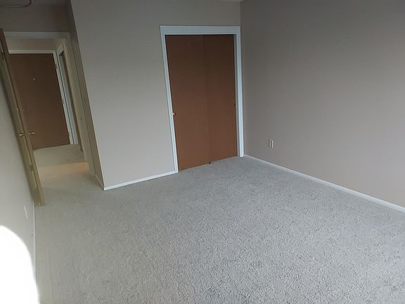 5th image of 9500 N Green Bay Rd APT 304