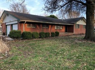 800 S James Ave, Maize, KS 67101