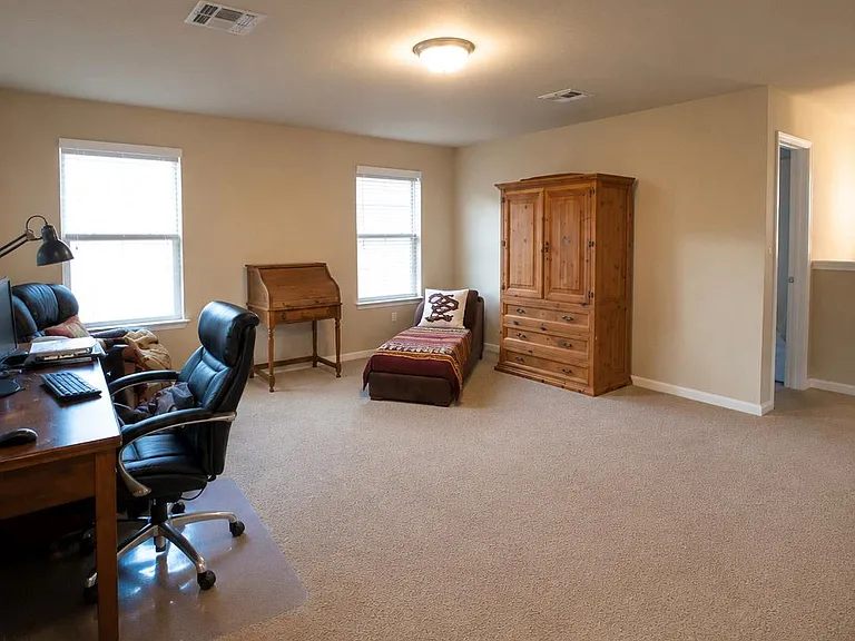 1403 Brashear Ct — Photo 18