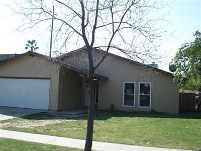 2nd image of 4846 E Florence Ave