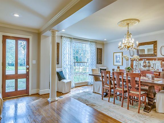 3rd image of 2224 Country Club Dr