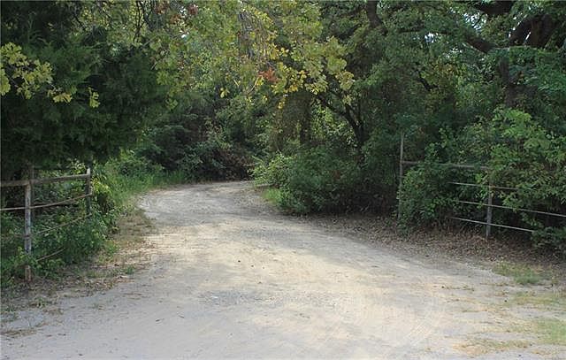 1st image of 239 Private Road 1452
