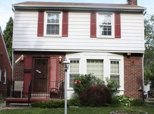 17155 Shaftsbury Ave, Detroit, MI 48219