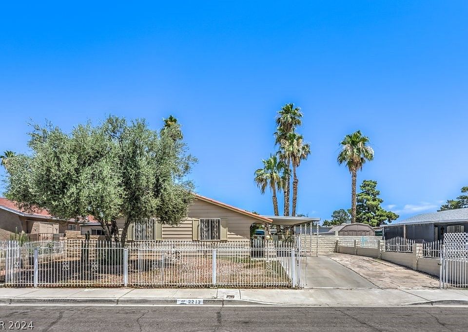 1st image of 2213 Theresa Ave
