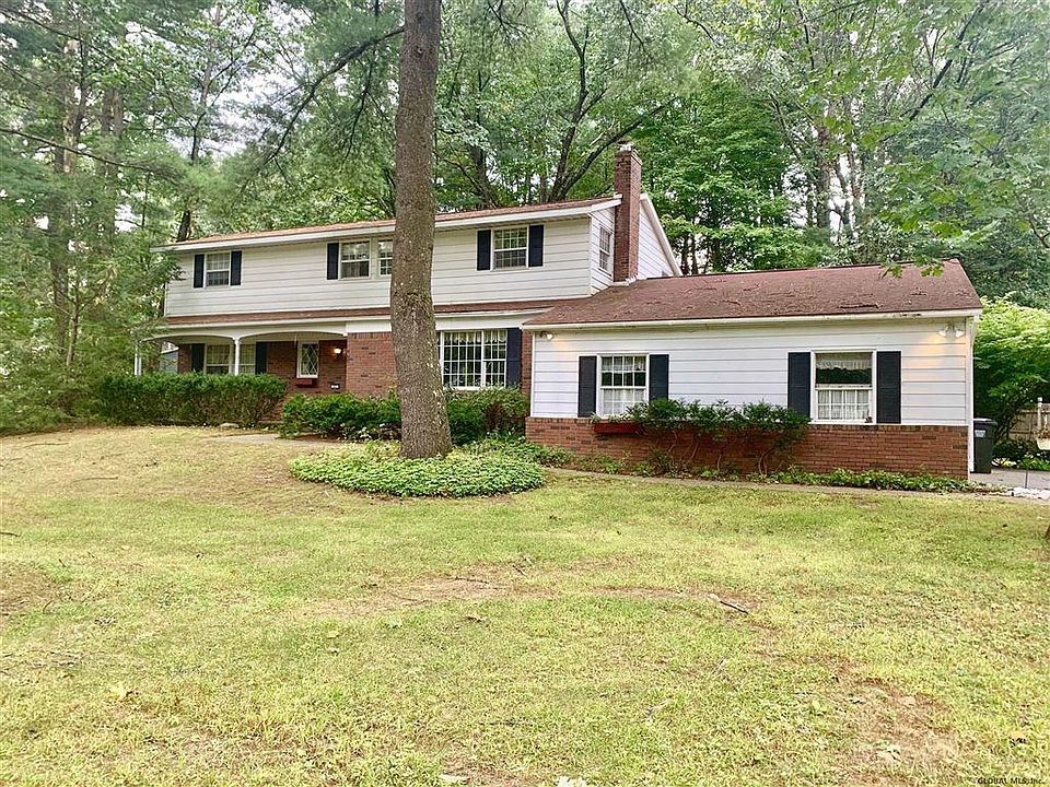 1st image of 62 Shadow Wood Way