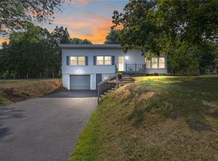 6120 S Bay Rd, Cicero, NY 13039