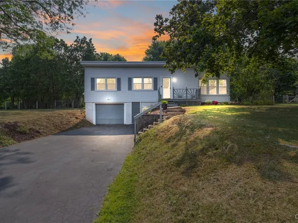 6120 S Bay Rd, Cicero, NY 13039