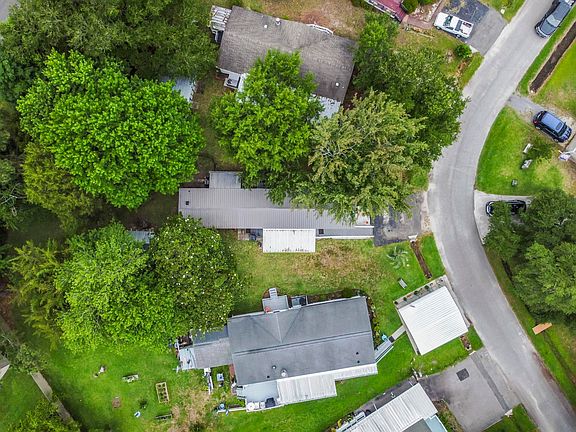 5th image of 167 Crooked Island Circle