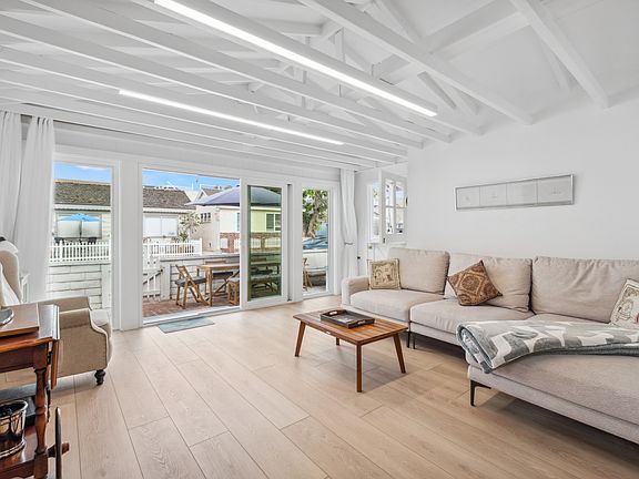 4th image of 118 Marine Ave