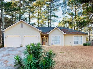 867 Stonebrook Dr, Lithonia, GA 30058
