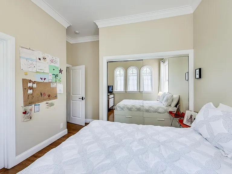 480 Arlington Ave — Photo 52