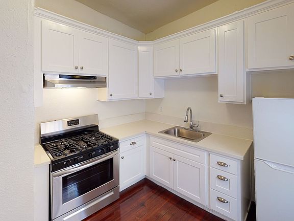 4th image of 526 S Union Ave APT 208