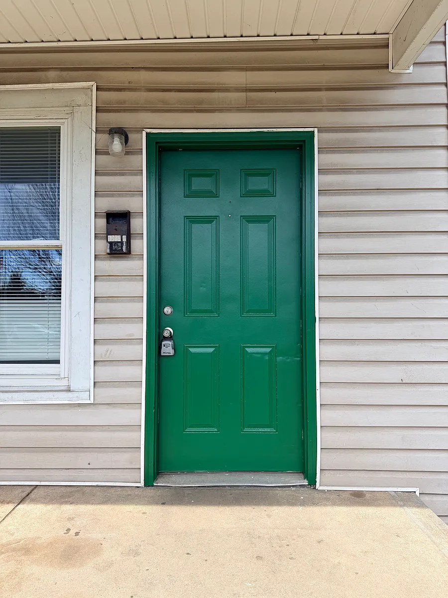 Building Photo - 1307 E Market St #1