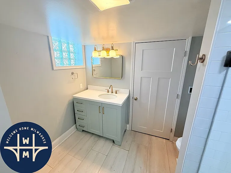 5065 N Berkeley Blvd — Photo 21