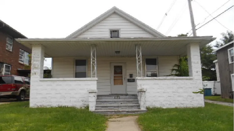 636 Marquette St photo 1