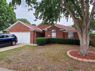 5124 Garden Oak Pl, Grand Prairie, TX 75052
